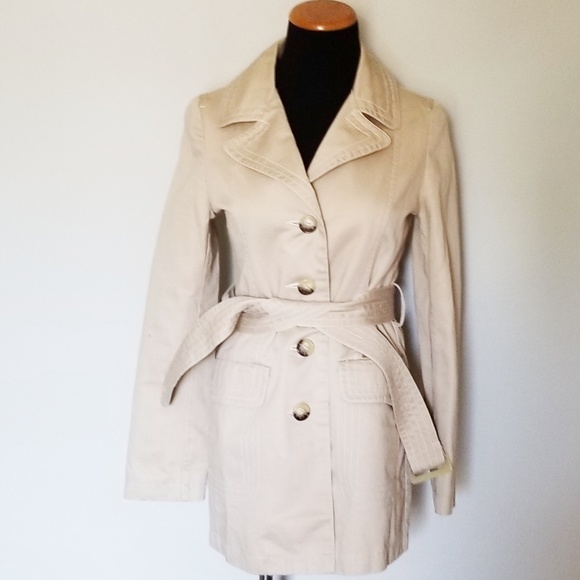 Old Navy Jackets & Blazers - Old Navy Khaki Short Tie Waist Trench Coat XS